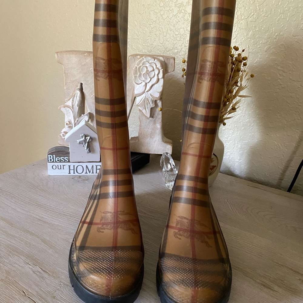 Rain Boots - Picture 2 of 5
